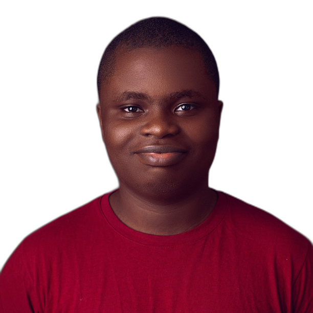 Isreal Oyarinde's headshot