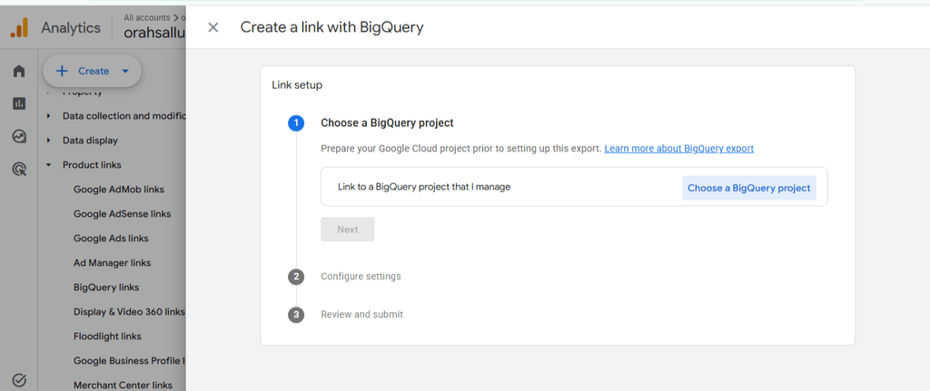 The BigQuery link setup wizard, showing project selection as the first step.